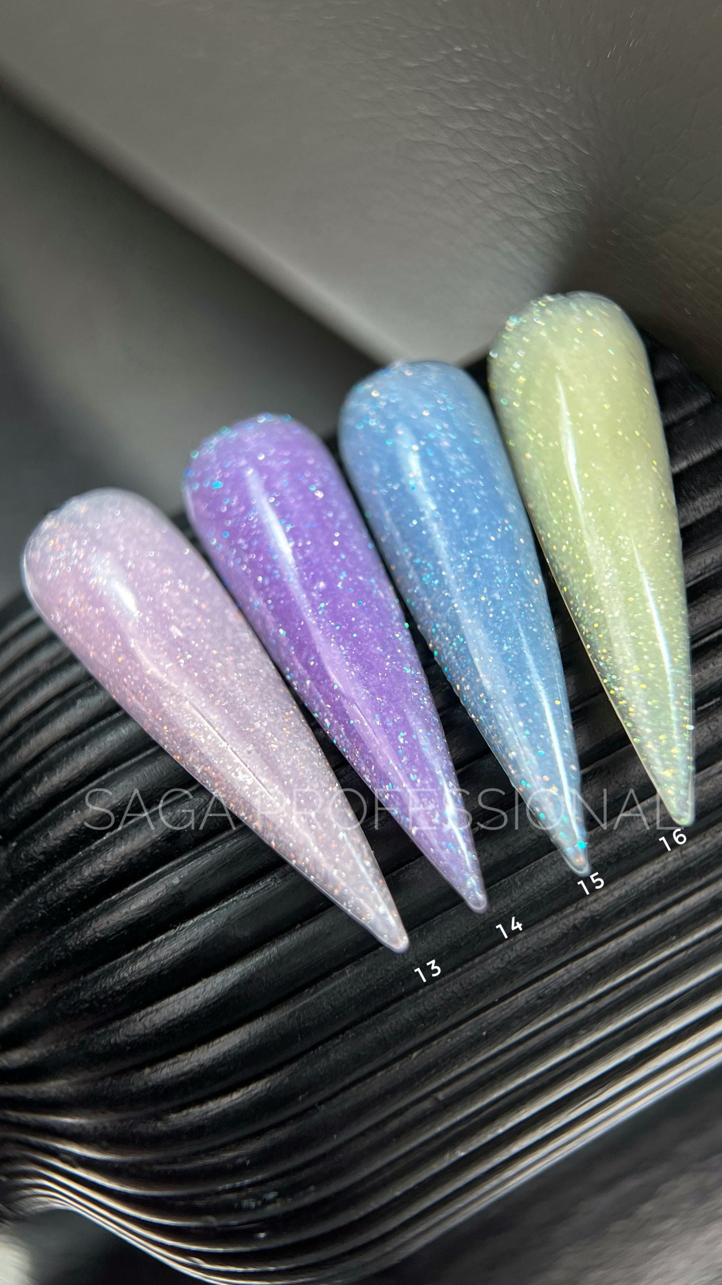 Saga Cover Base Shimmer Nr. 13 Swatch