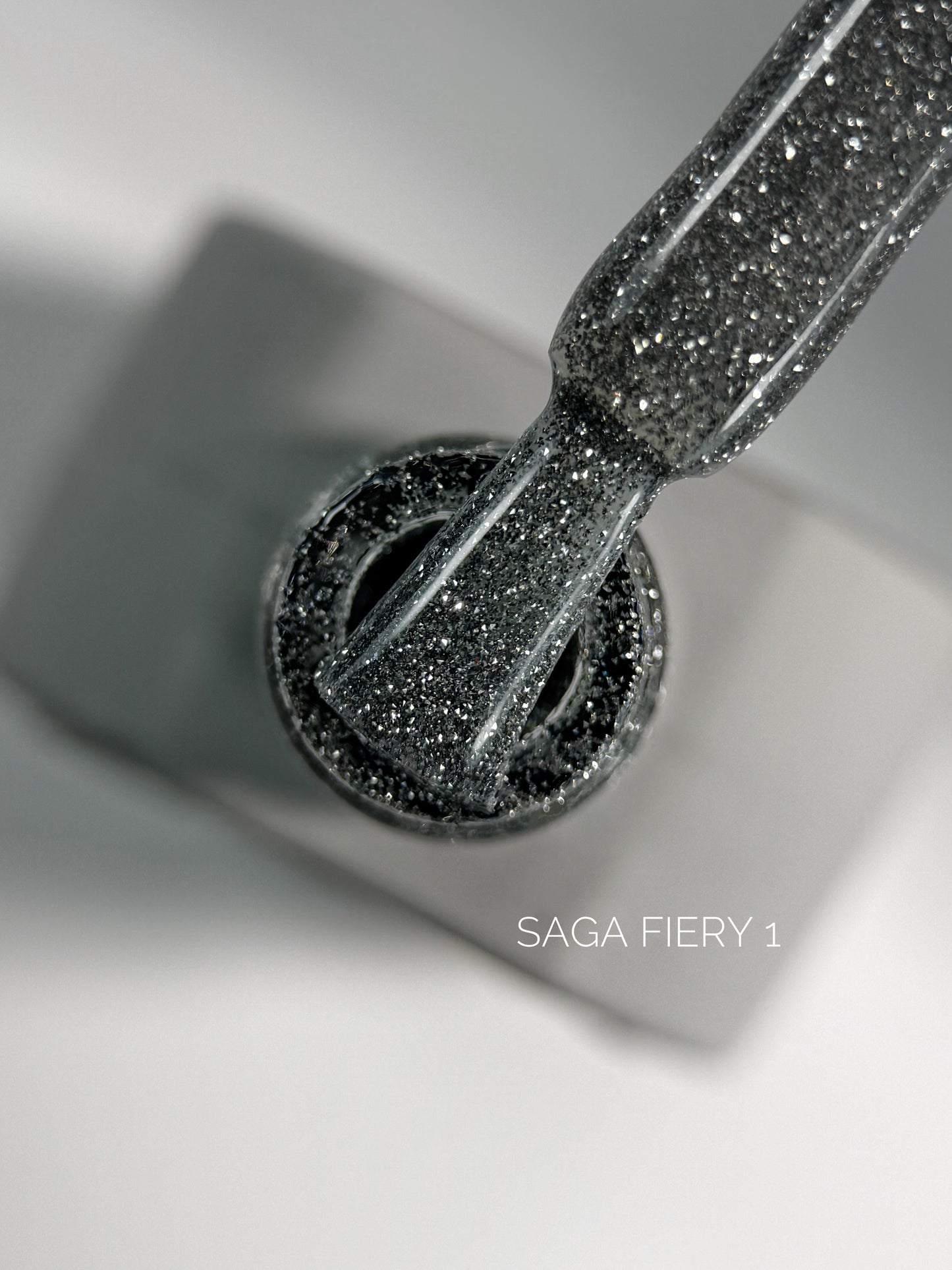 SAGA Professional Fiery Gel 1