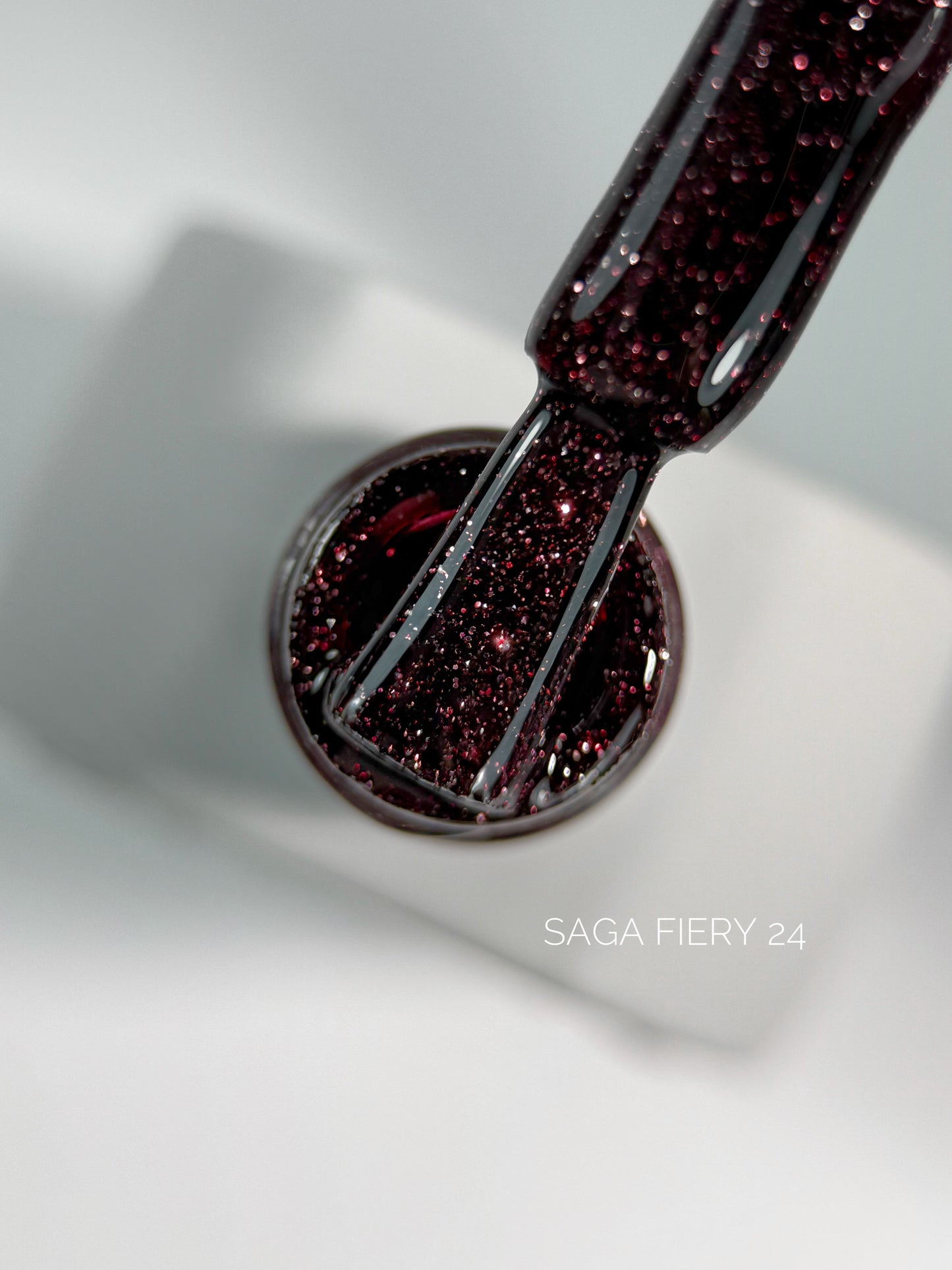 SAGA Professional Fiery Gel 24