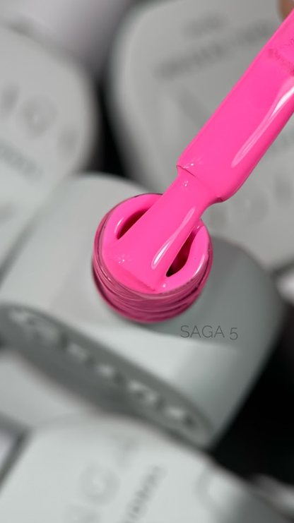 SAGA Professional Color Gel Polish 05