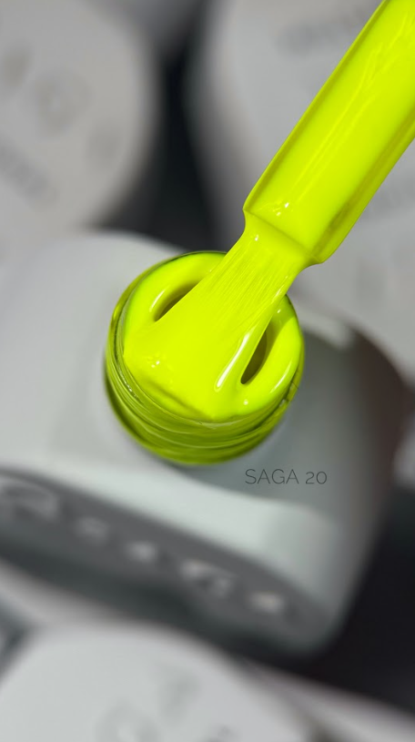 SAGA Professional Color Gel Polish 20