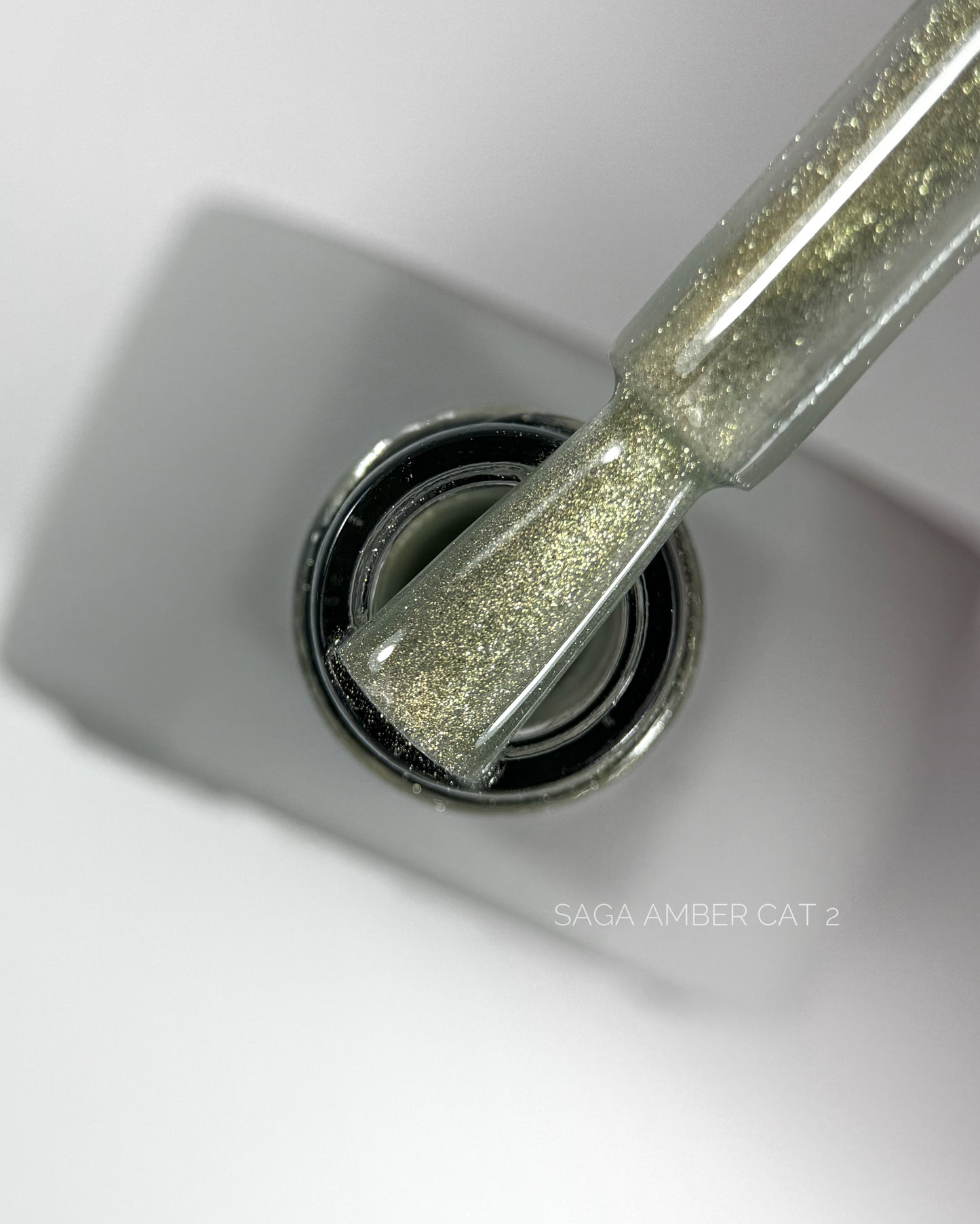 SAGA Professional Amber Cat Gel-Lack 02, 10 ml